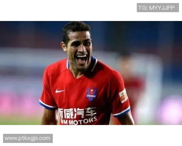 重庆足球队的个人能力揭秘:从技术到战术的全面分析与展望